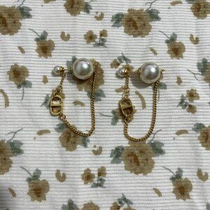 Dior Pearl Earrings